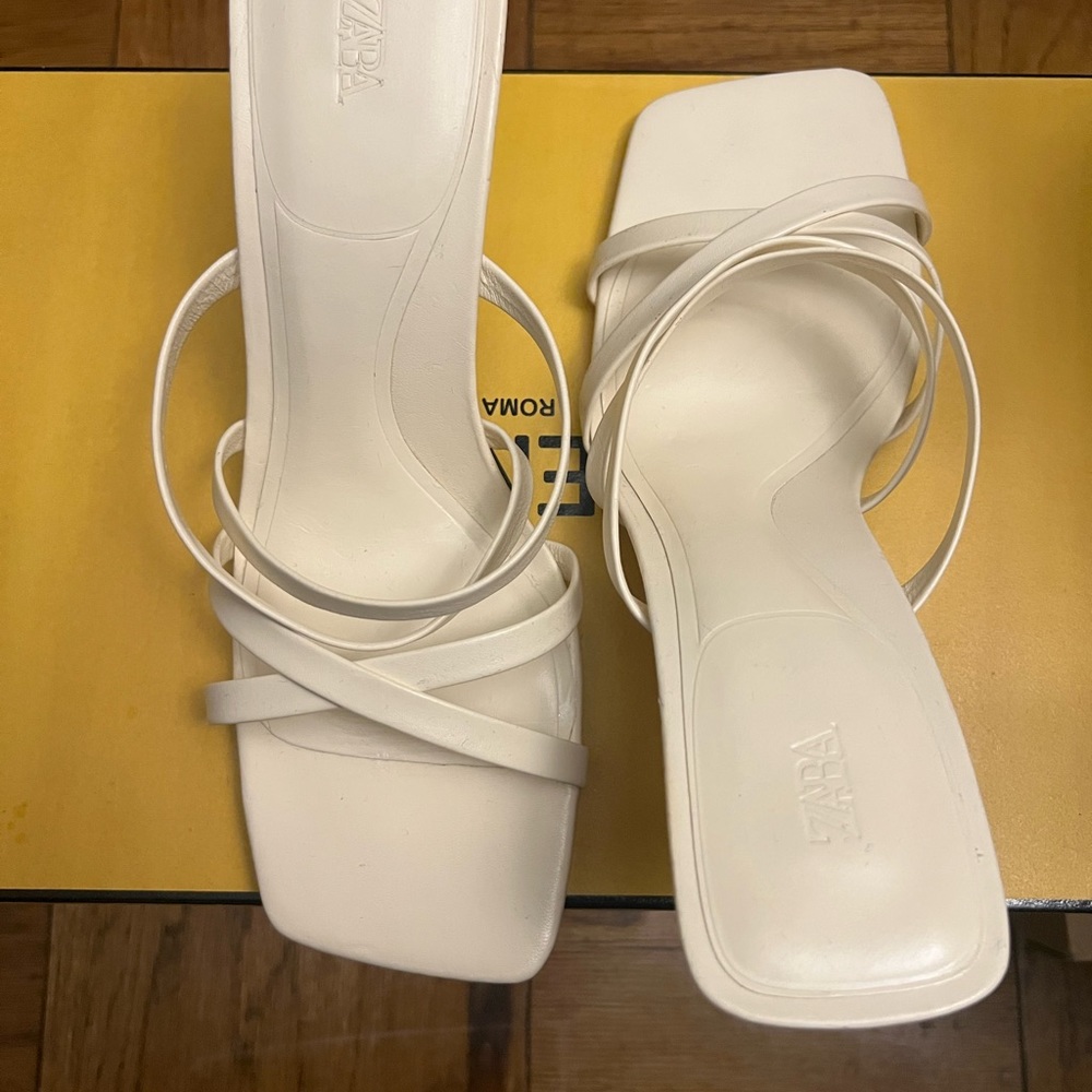 Zara sandal heels- Worn once to a weeding